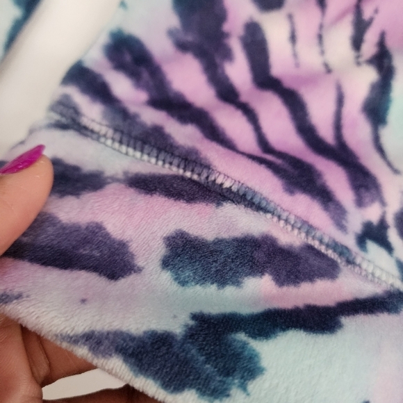 Kohls Girls So Cozy Crewneck Colorful Tie-Dye Kids Shirt Fleece Top, sz M (8) - Picture 6 of 14